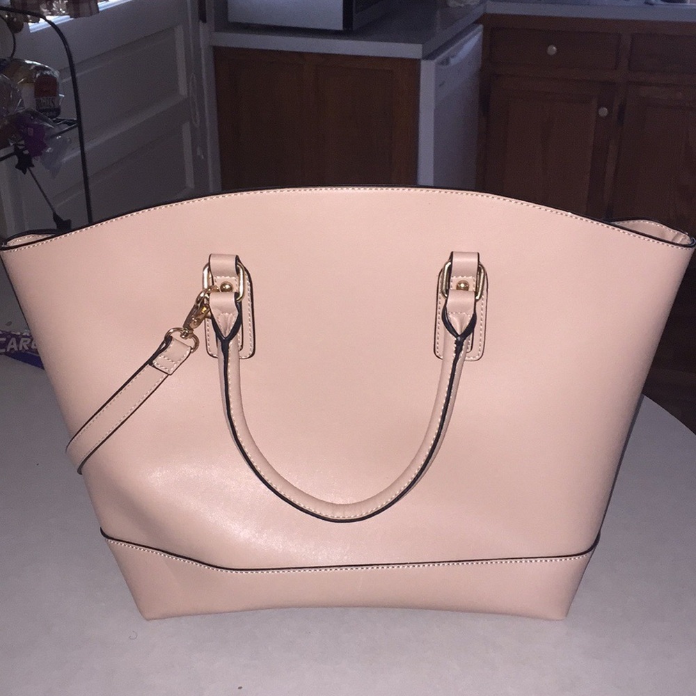 Pale Pink Large Tote Handbag **NEVER USED**
